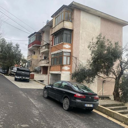 Appartamento Kruje Meca Krujë Exterior foto
